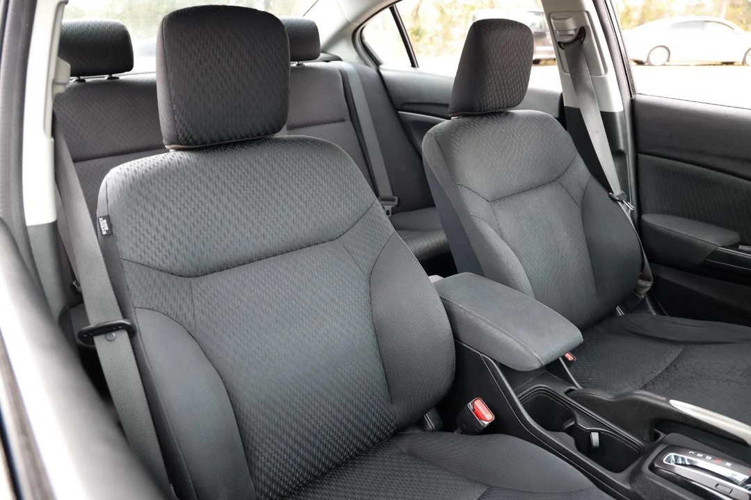 2014 Honda Civic 9th Gen - Image 16 of 21