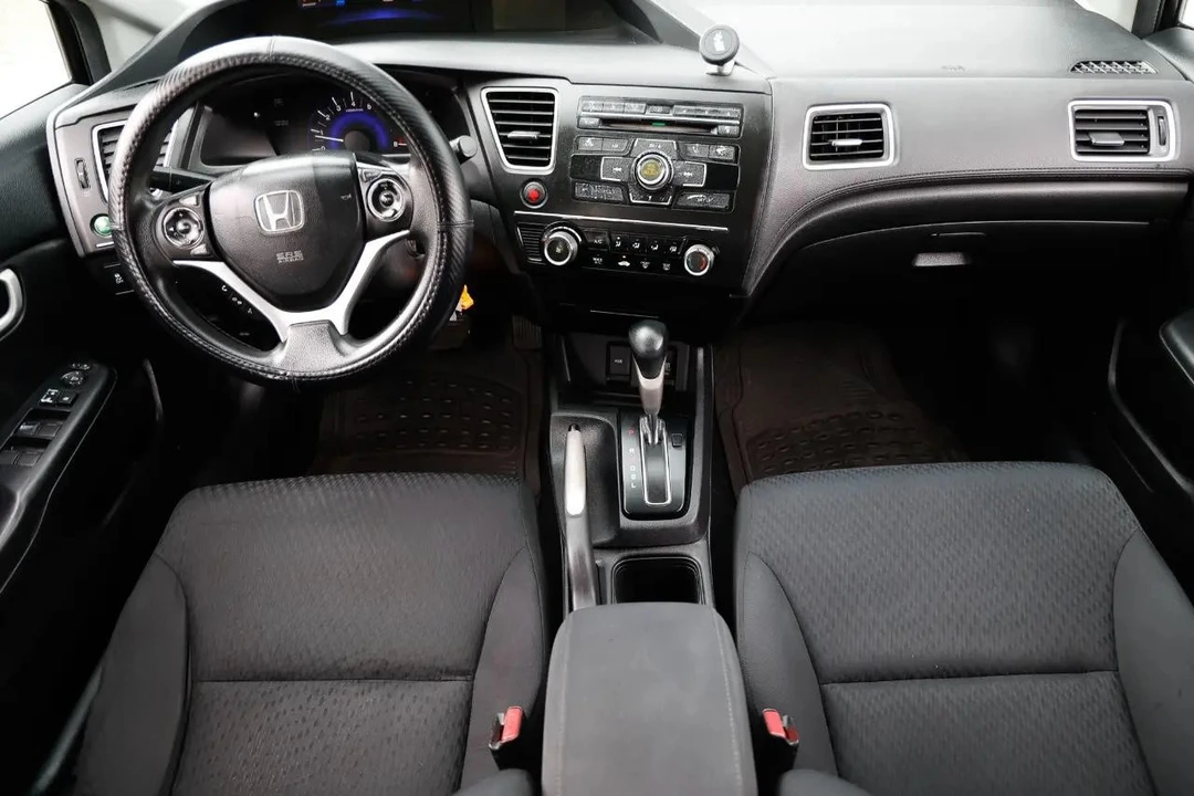 2014 Honda Civic 9th Gen - Image 2 of 12