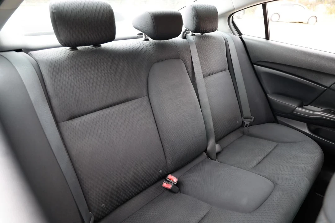 2014 Honda Civic 9th Gen - Image 14 of 21