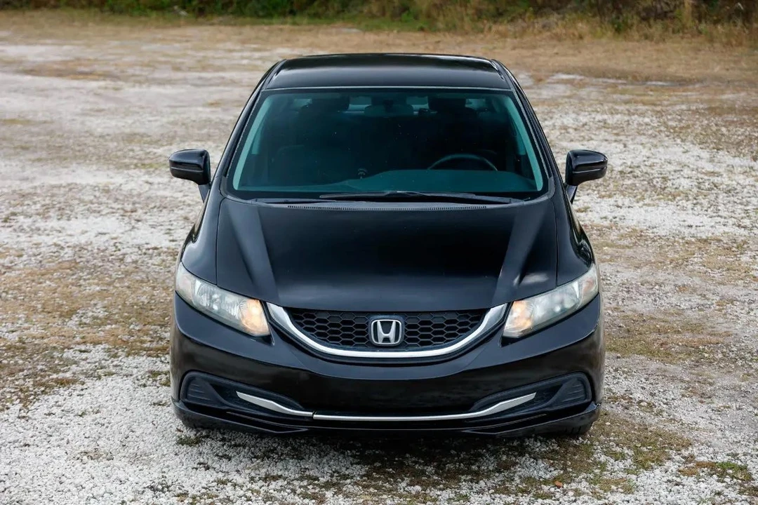 2014 Honda Civic 9th Gen - Image 19 of 21