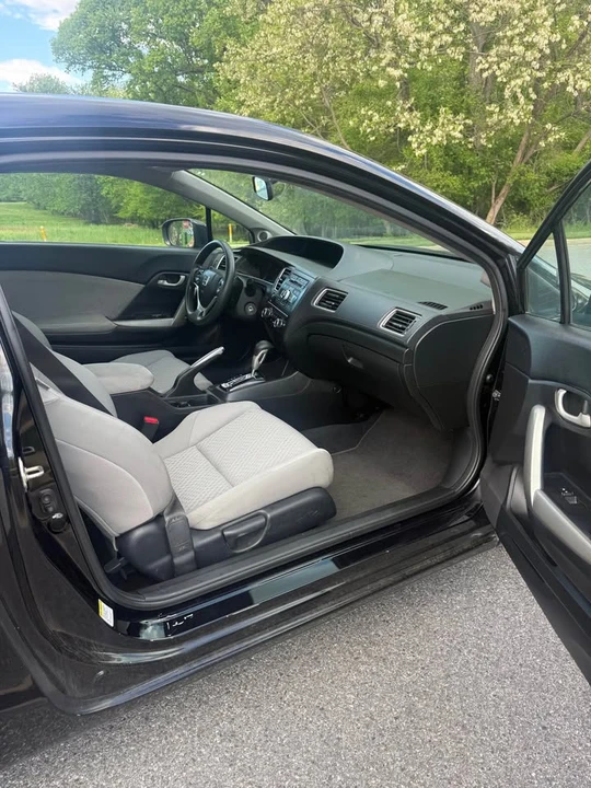2014 Honda Civic 9th Gen - Image 5 of 18
