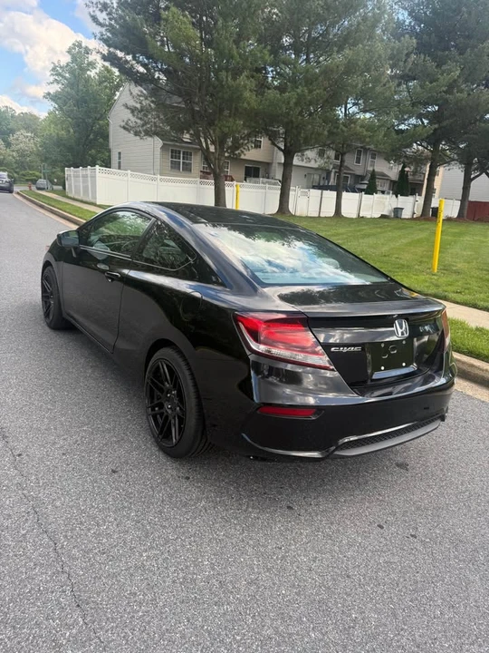 2014 Honda Civic 9th Gen - Image 9 of 18