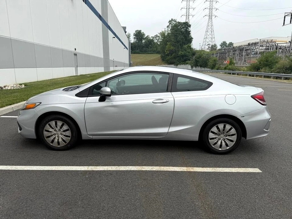 2014 Honda Civic 9th Gen - Image 9 of 12