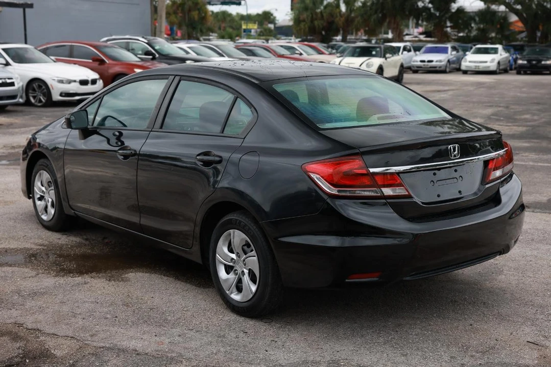 2014 Honda Civic 9th Gen - Image 5 of 31