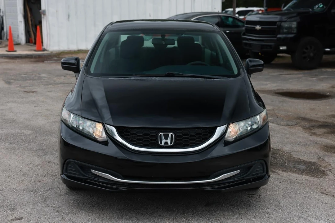 2014 Honda Civic 9th Gen - Image 19 of 31