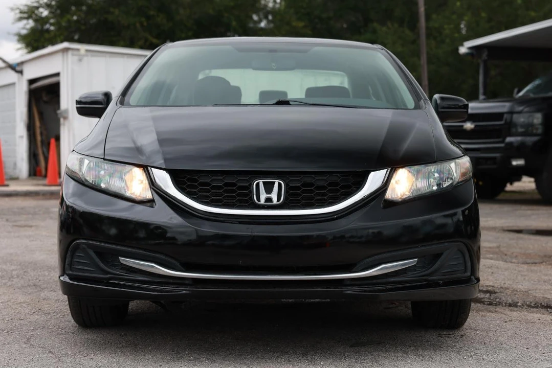 2014 Honda Civic 9th Gen - Image 17 of 31