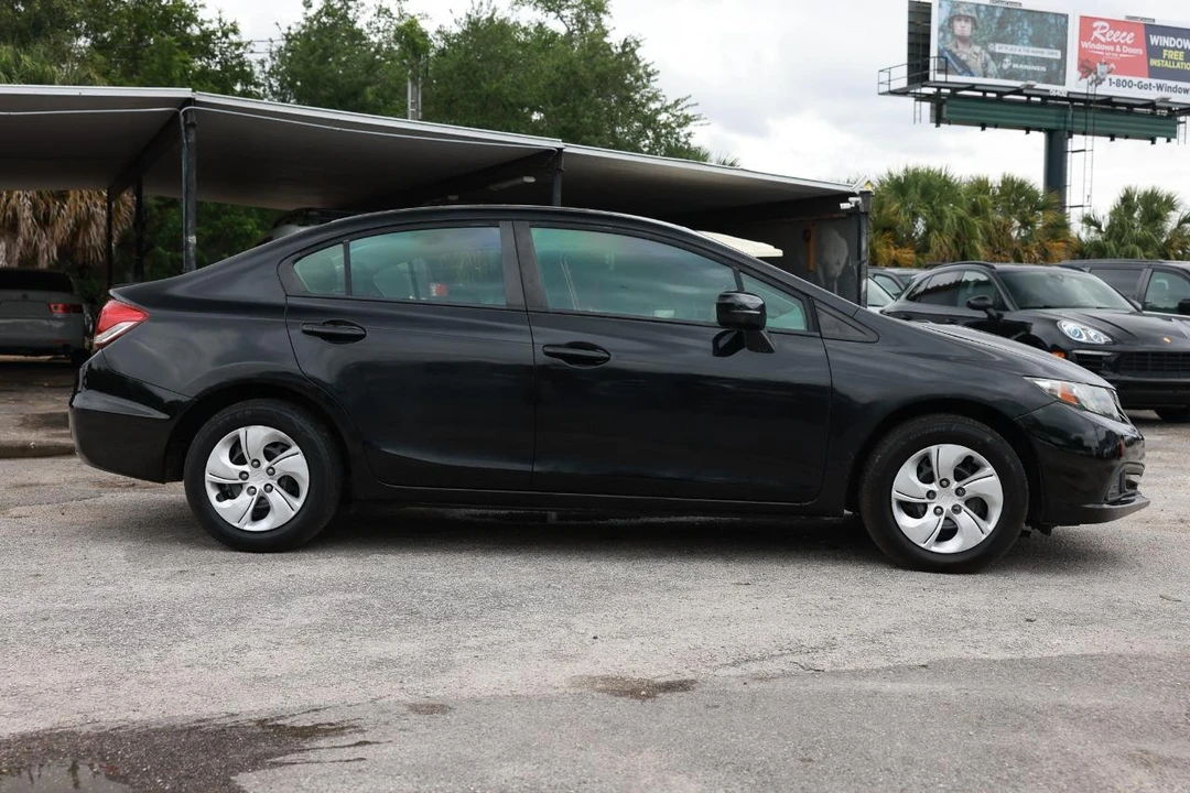 2014 Honda Civic 9th Gen - Image 13 of 31