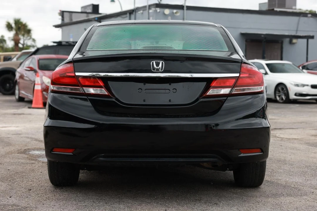 2014 Honda Civic 9th Gen - Image 7 of 31