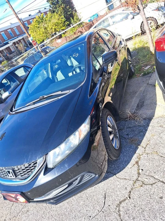2014 Honda Civic 9th Gen - Image 3 of 12