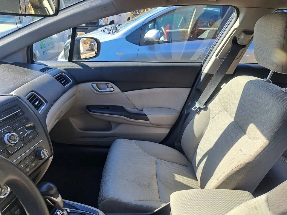 2014 Honda Civic 9th Gen - Image 9 of 12