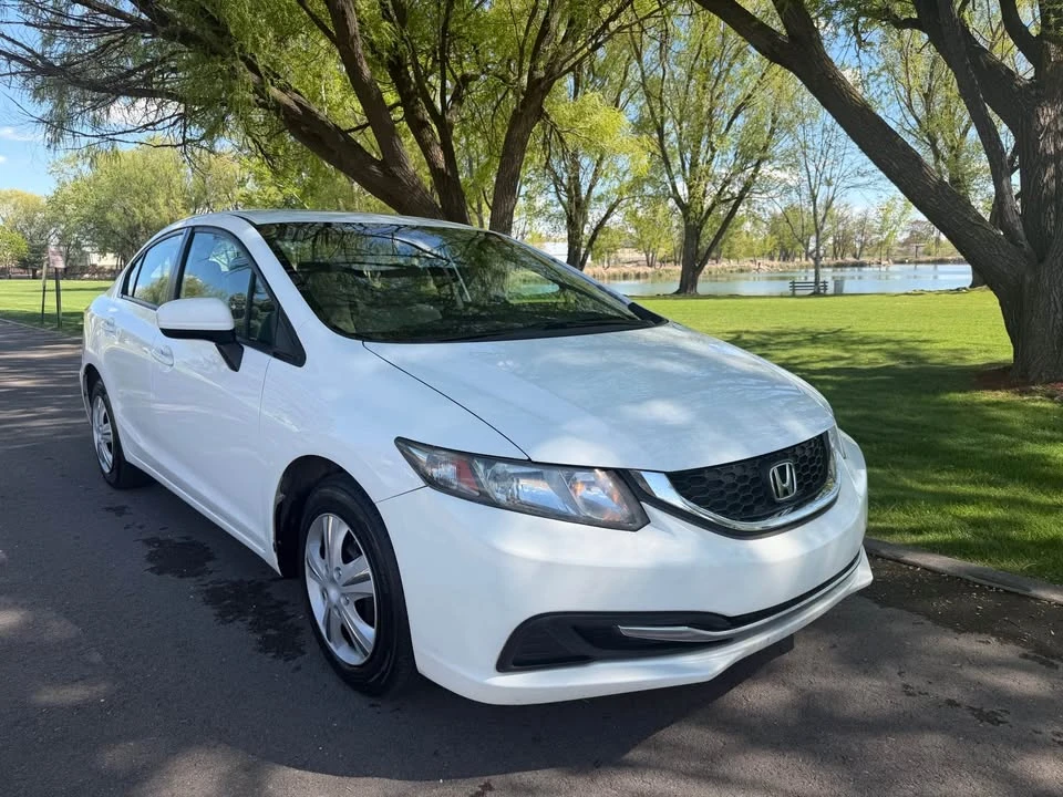 2014 Honda Civic 9th Gen - Image 4 of 15