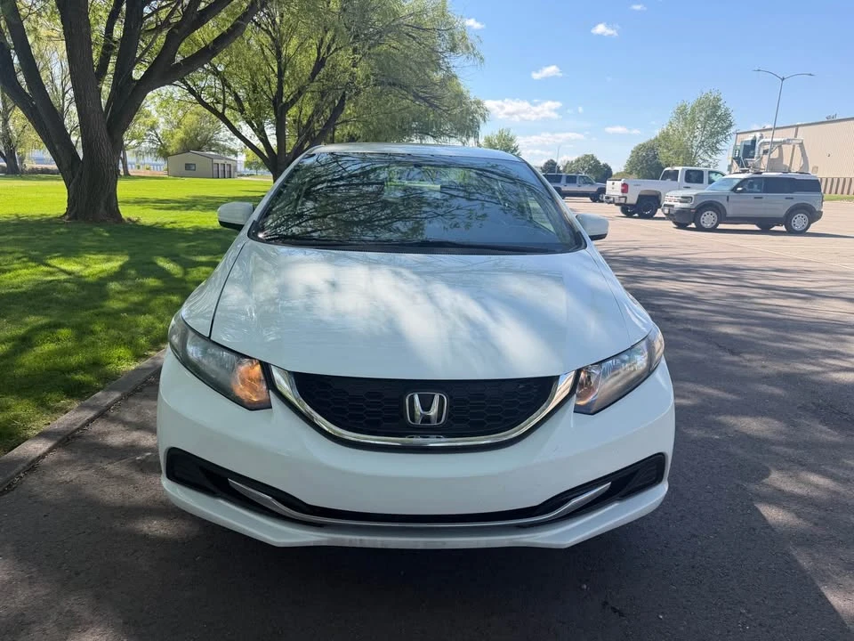2014 Honda Civic 9th Gen - Image 3 of 15