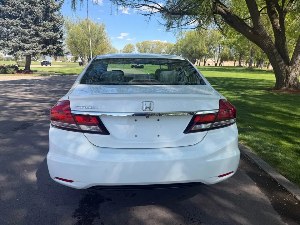 2014 Honda Civic 9th Gen - Image 8 of 15