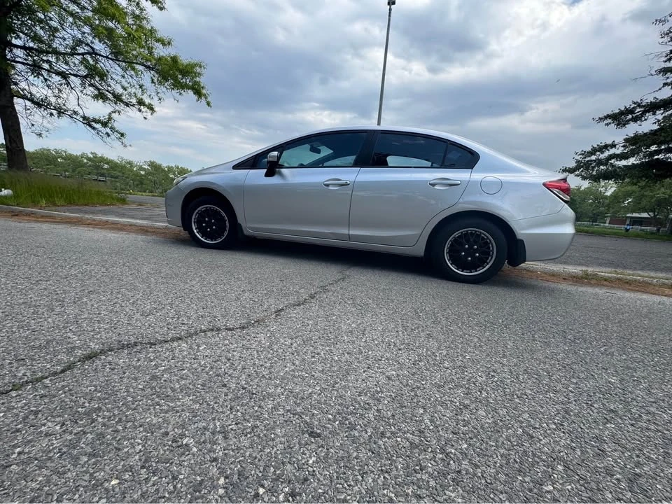 2014 Honda Civic 9th Gen - Image 6 of 7
