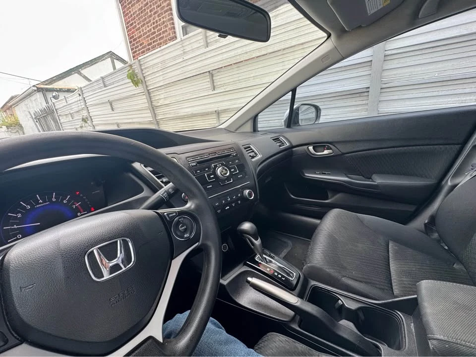 2014 Honda Civic 9th Gen - Image 4 of 7
