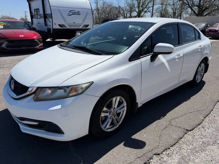 2014 Honda Civic 9th Gen - Image 12 of 20