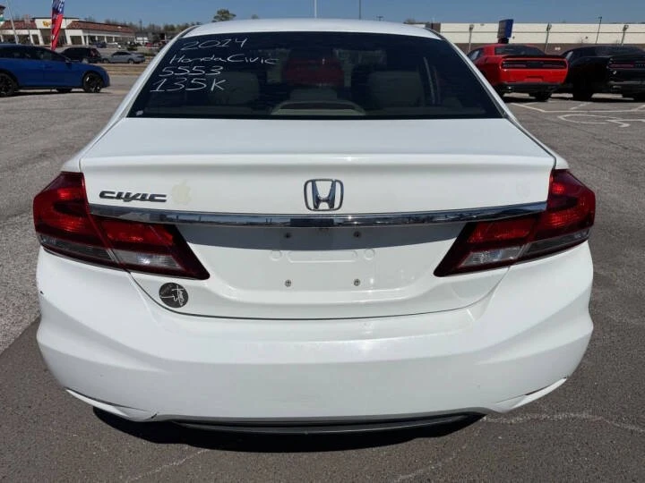 2014 Honda Civic 9th Gen - Image 8 of 20