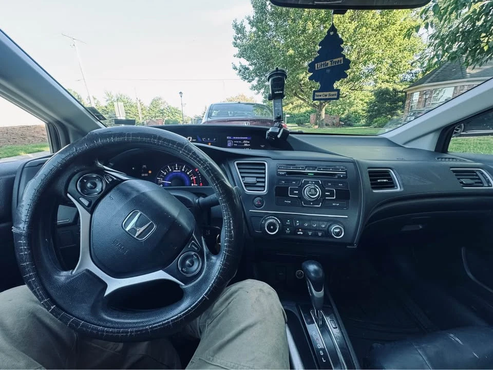 2014 Honda Civic 9th Gen - Image 6 of 6