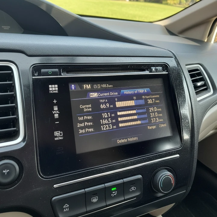 2014 Honda Civic 9th Gen - Image 6 of 11