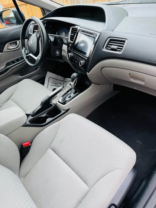 2014 Honda Civic 9th Gen - Image 10 of 20
