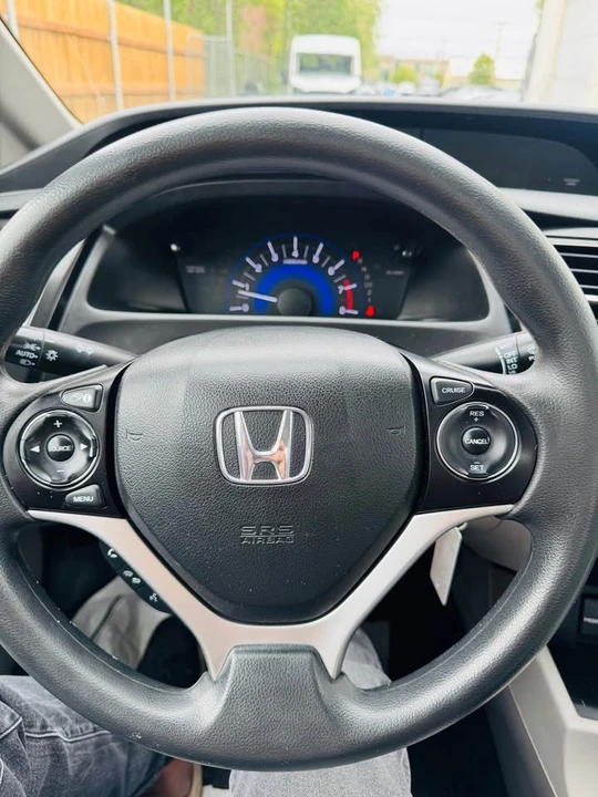 2014 Honda Civic 9th Gen - Image 18 of 20