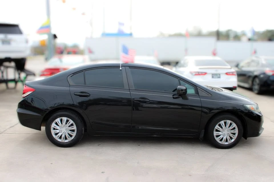 2014 Honda Civic 9th Gen - Image 7 of 10
