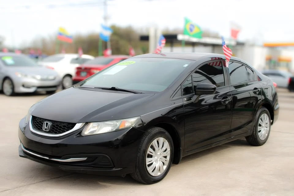 2014 Honda Civic 9th Gen - Image 6 of 10