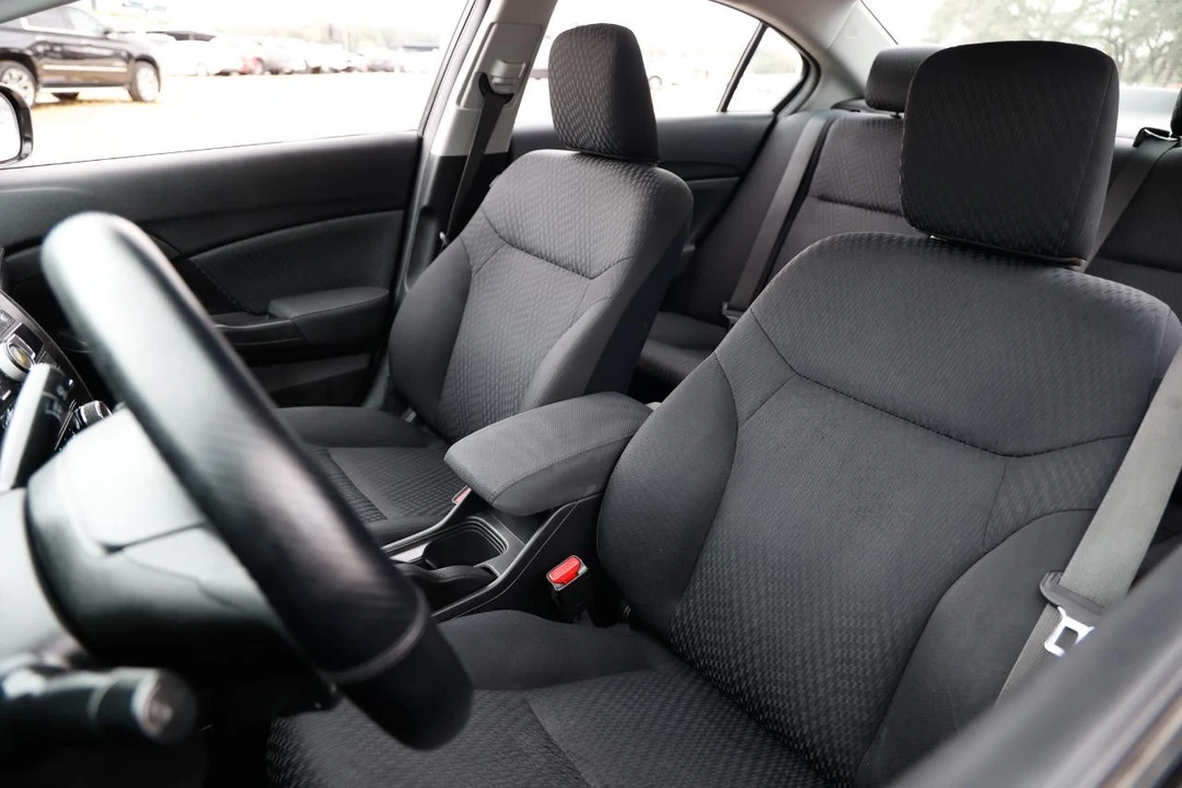 2014 Honda Civic 9th Gen - Image 6 of 12