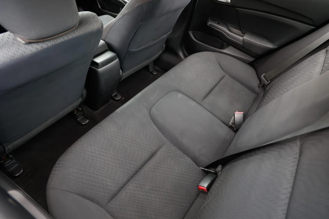 2014 Honda Civic 9th Gen - Image 10 of 12