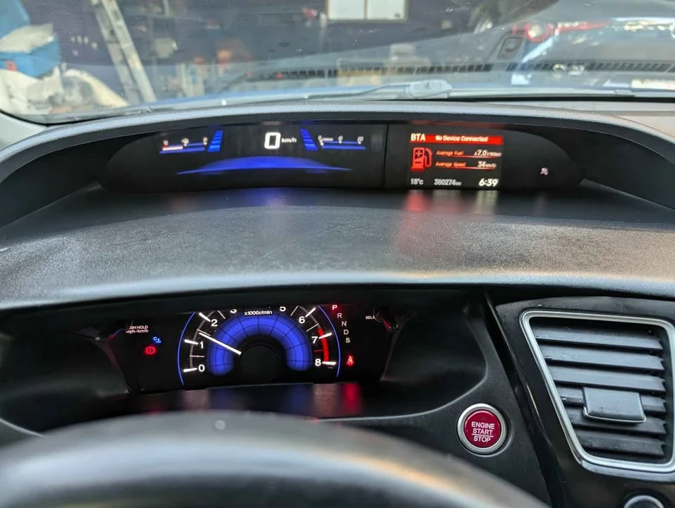2014 Honda Civic 9th Gen - Image 2 of 10