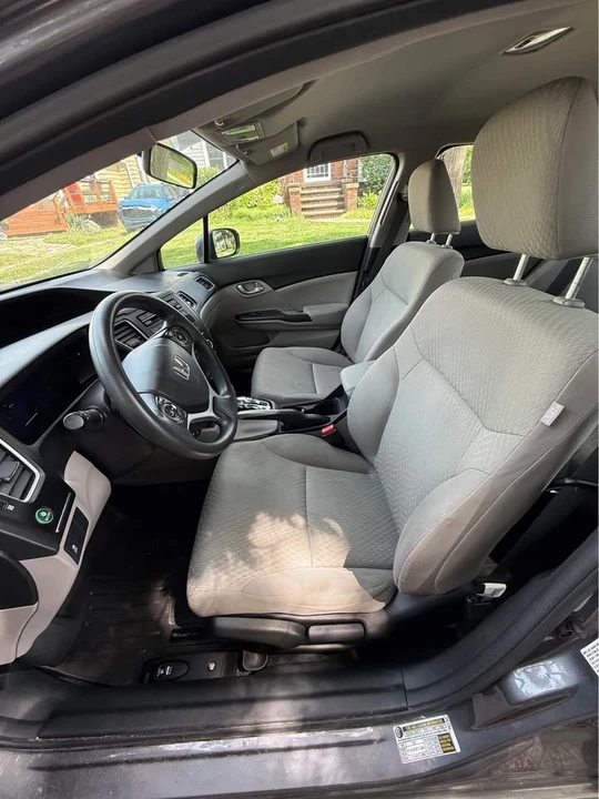 2014 Honda Civic 9th Gen - Image 9 of 14