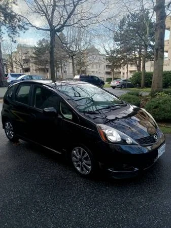 2014 Honda Fit - Image 5 of 21