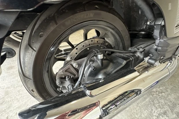 2014 Honda Gold Wing - Image 6 of 6