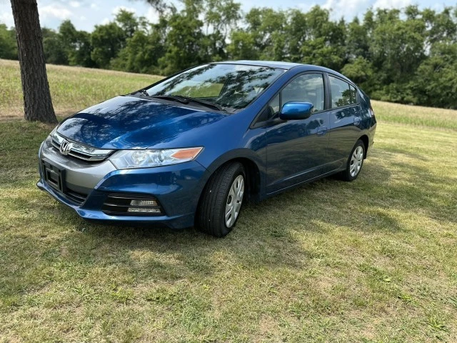 2014 Honda Insight 2nd Gen - Image 2 of 18