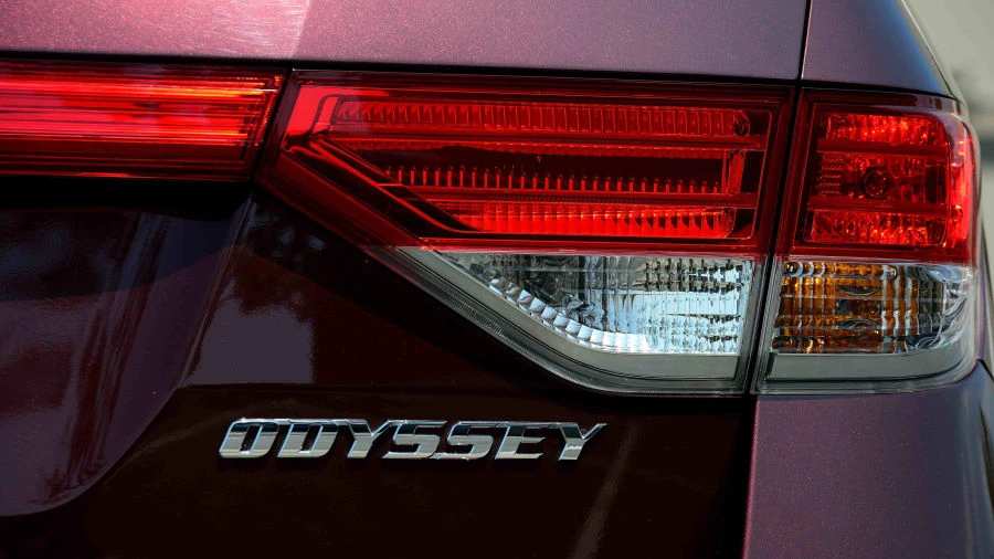 2014 Honda Odyssey - Image 11 of 12