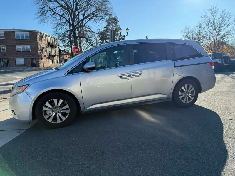 2014 Honda Odyssey - Image 11 of 12