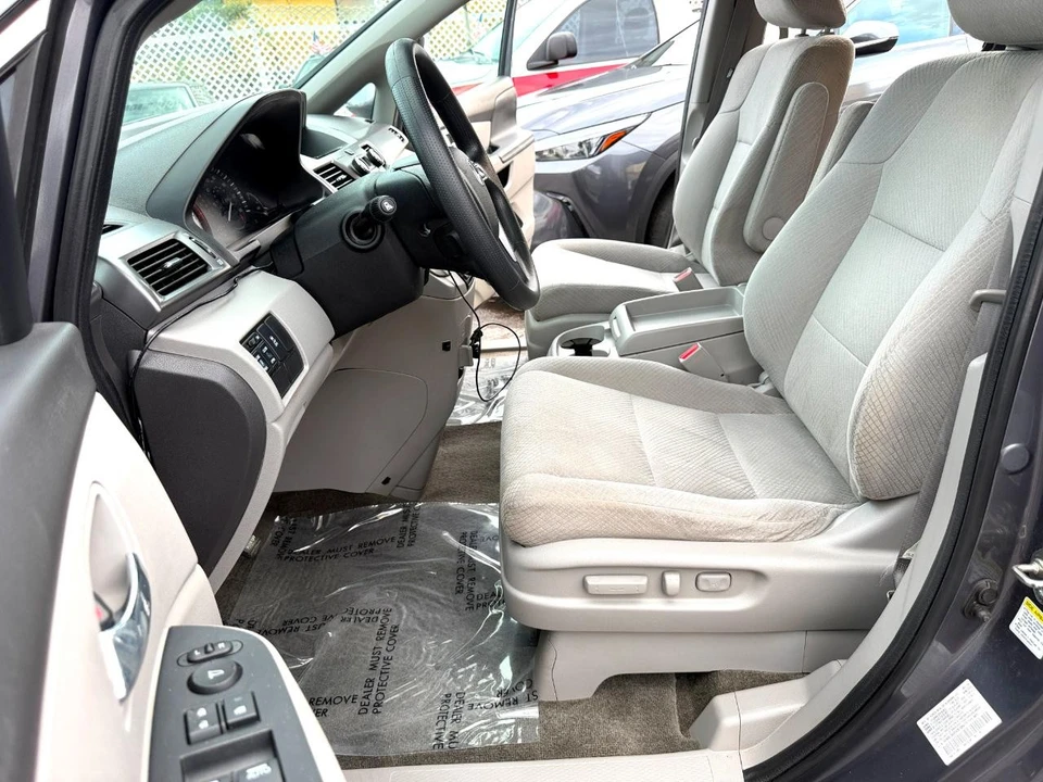 2014 Honda Odyssey - Image 17 of 21