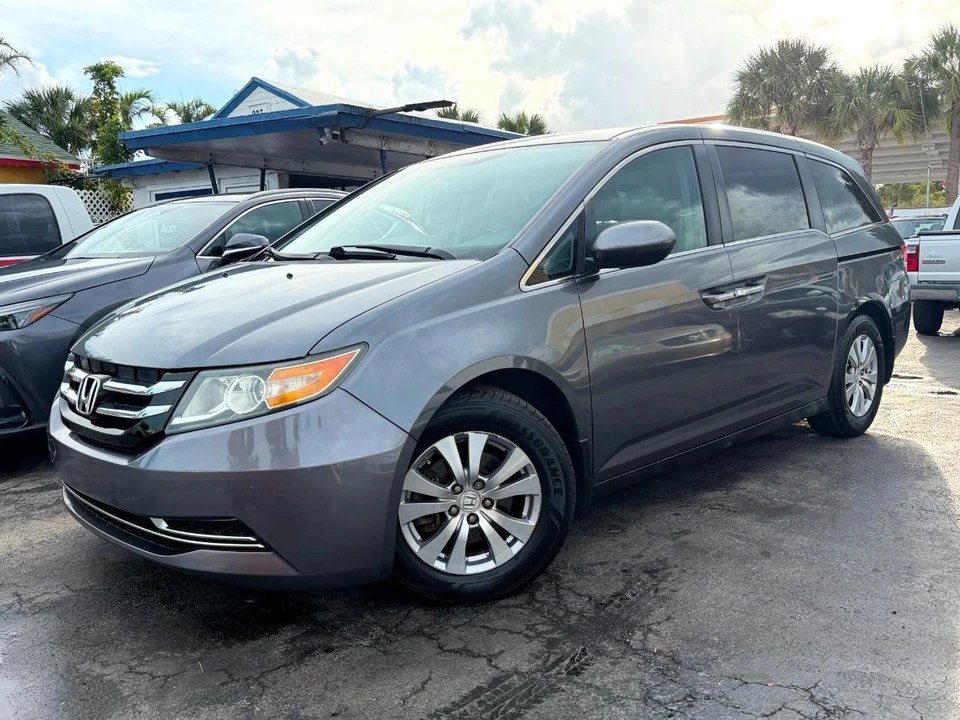 2014 Honda Odyssey - Image 2 of 21