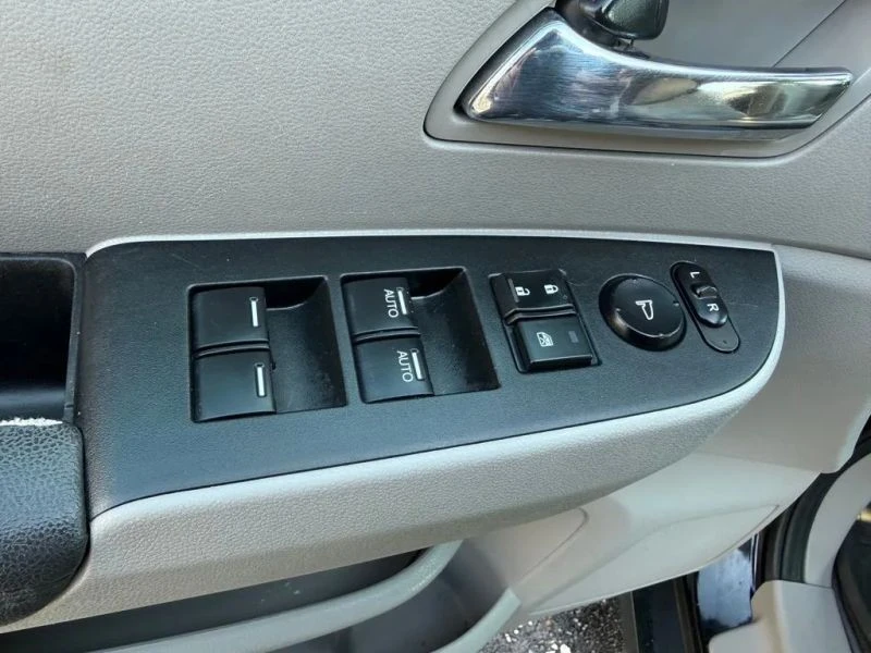 2014 Honda Odyssey - Image 8 of 12