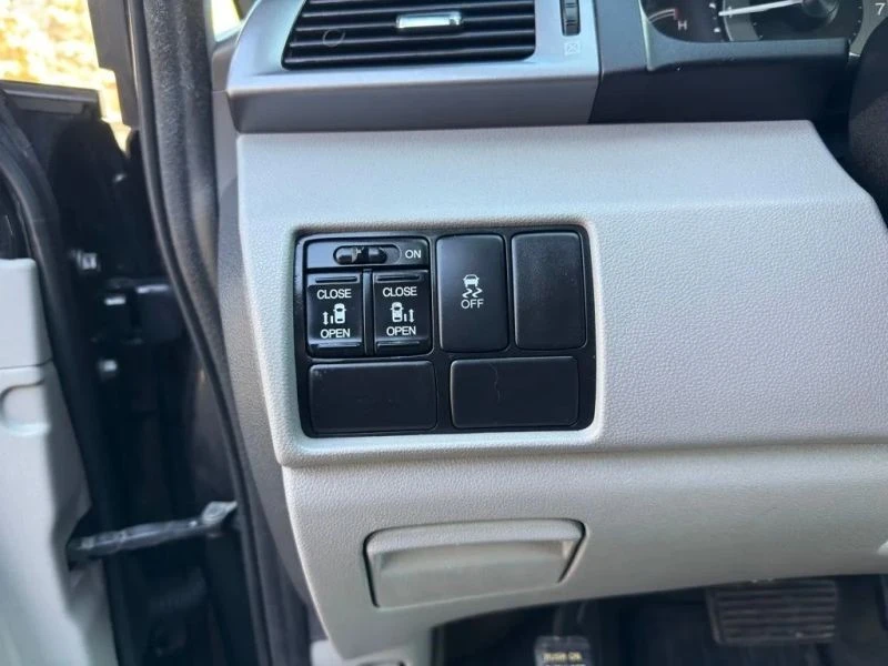 2014 Honda Odyssey - Image 12 of 12