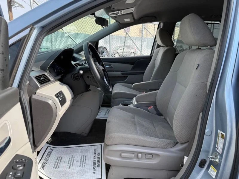2014 Honda Odyssey - Image 10 of 12
