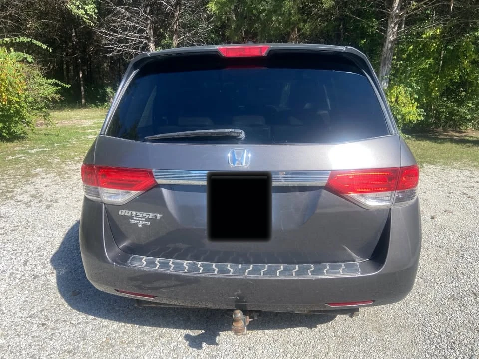2014 Honda Odyssey - Image 2 of 10