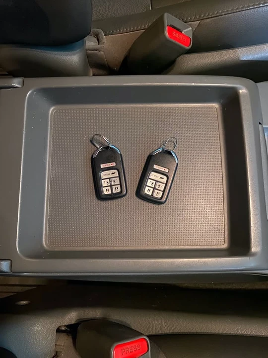 2014 Honda Odyssey - Image 10 of 10