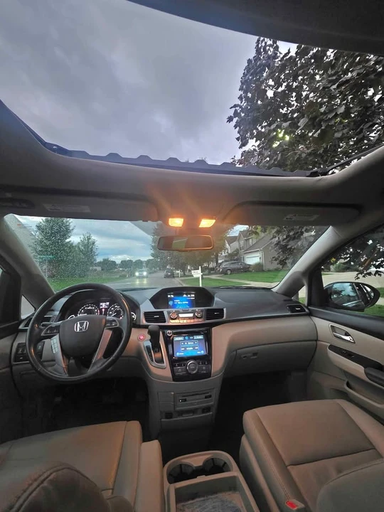 2014 Honda Odyssey - Image 6 of 10