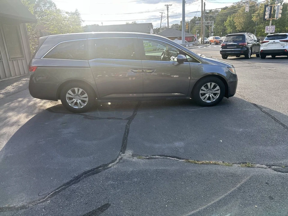 2014 Honda Odyssey - Image 10 of 21