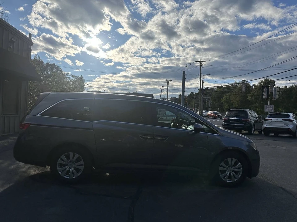 2014 Honda Odyssey - Image 11 of 21