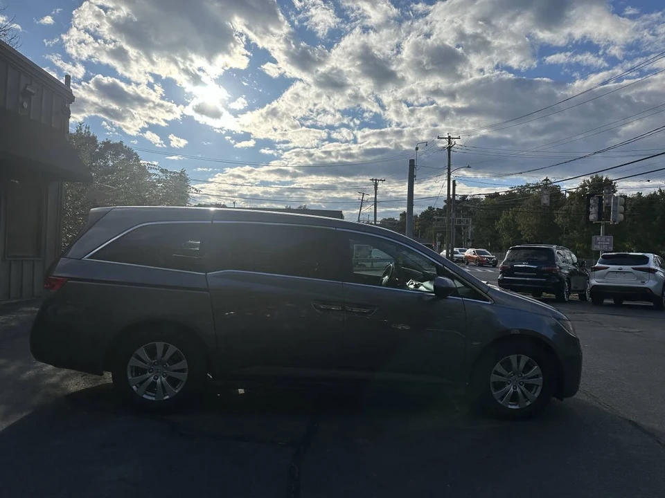 2014 Honda Odyssey - Image 11 of 21