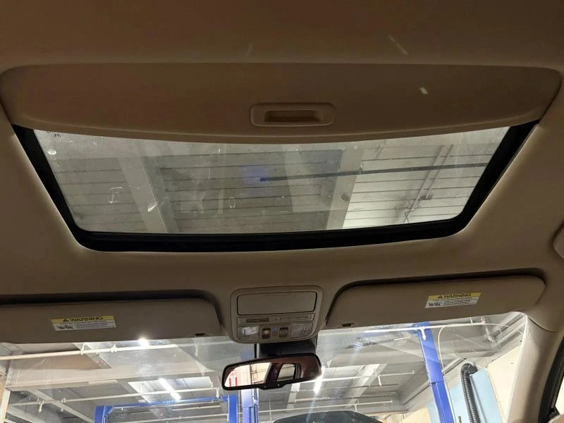 2014 Honda Odyssey - Image 10 of 12