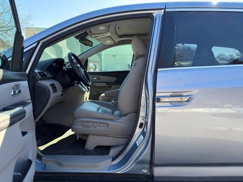 2014 Honda Odyssey - Image 10 of 12