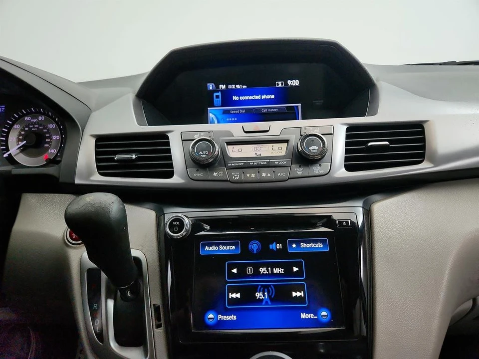 2014 Honda Odyssey - Image 19 of 21